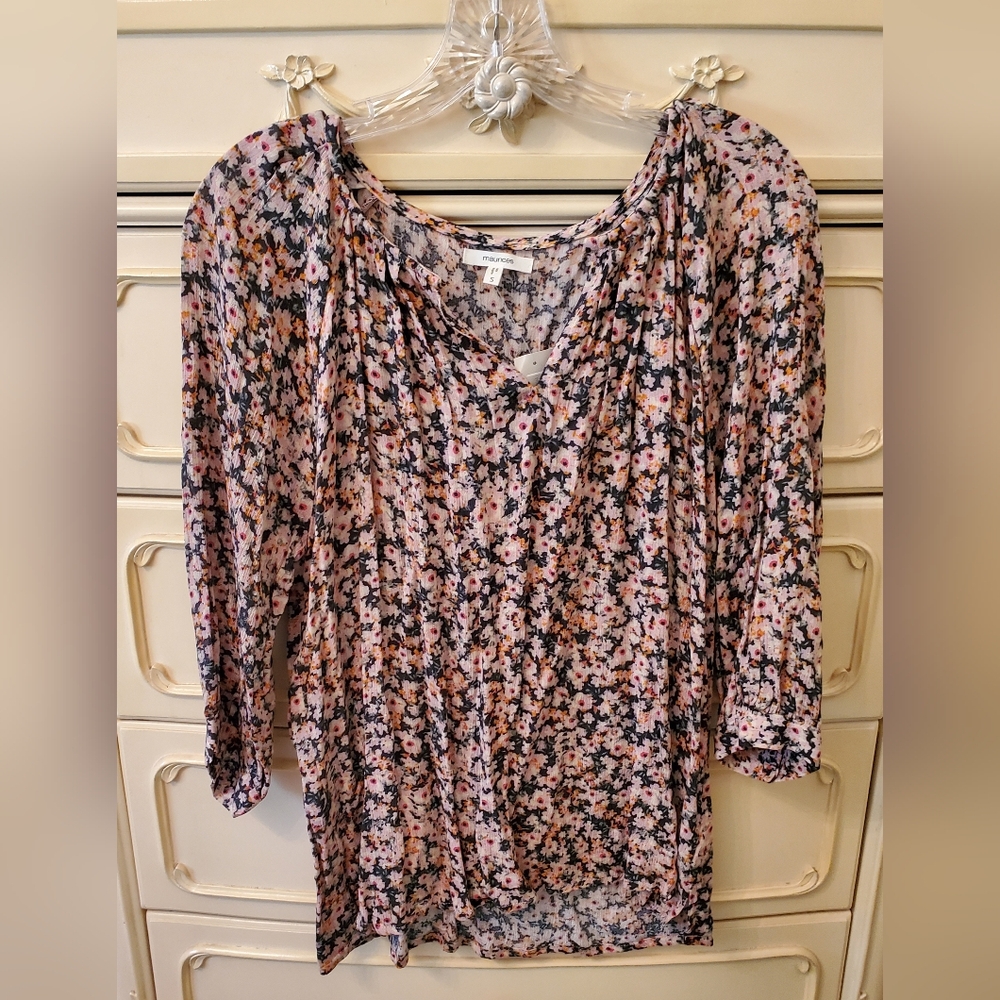 NWT Maurices Floral Top S
